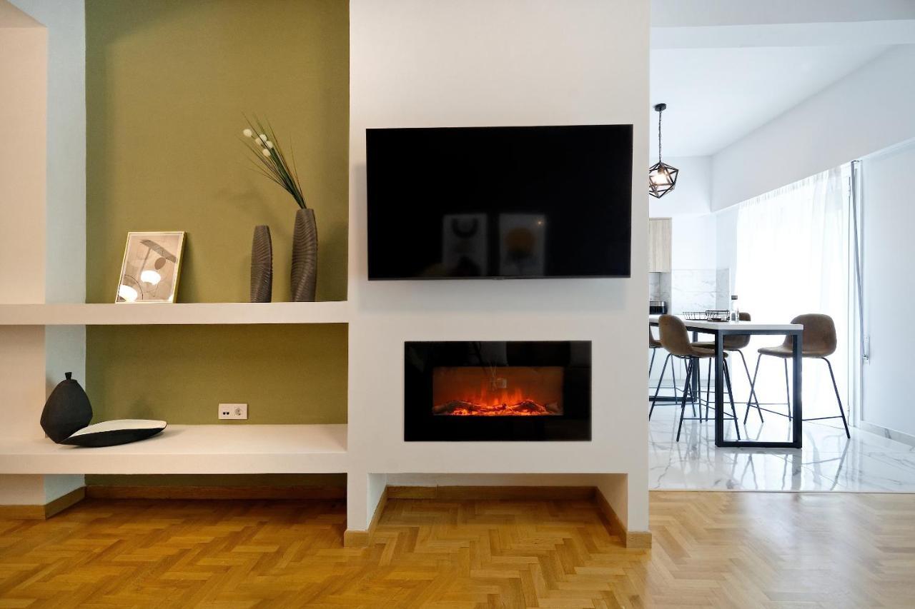 Elegant Big Apartment In Athens Center With Balcony Екстериор снимка