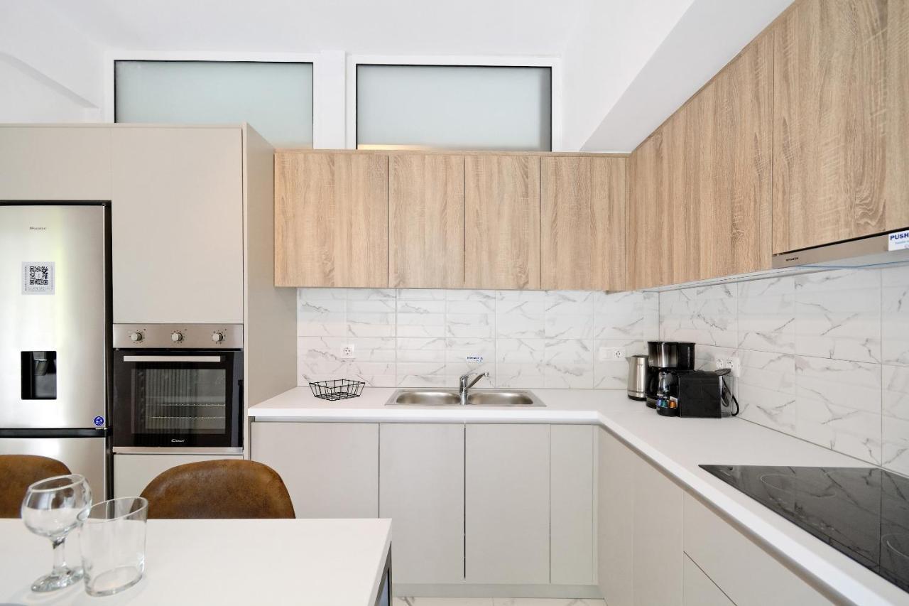 Elegant Big Apartment In Athens Center With Balcony Екстериор снимка