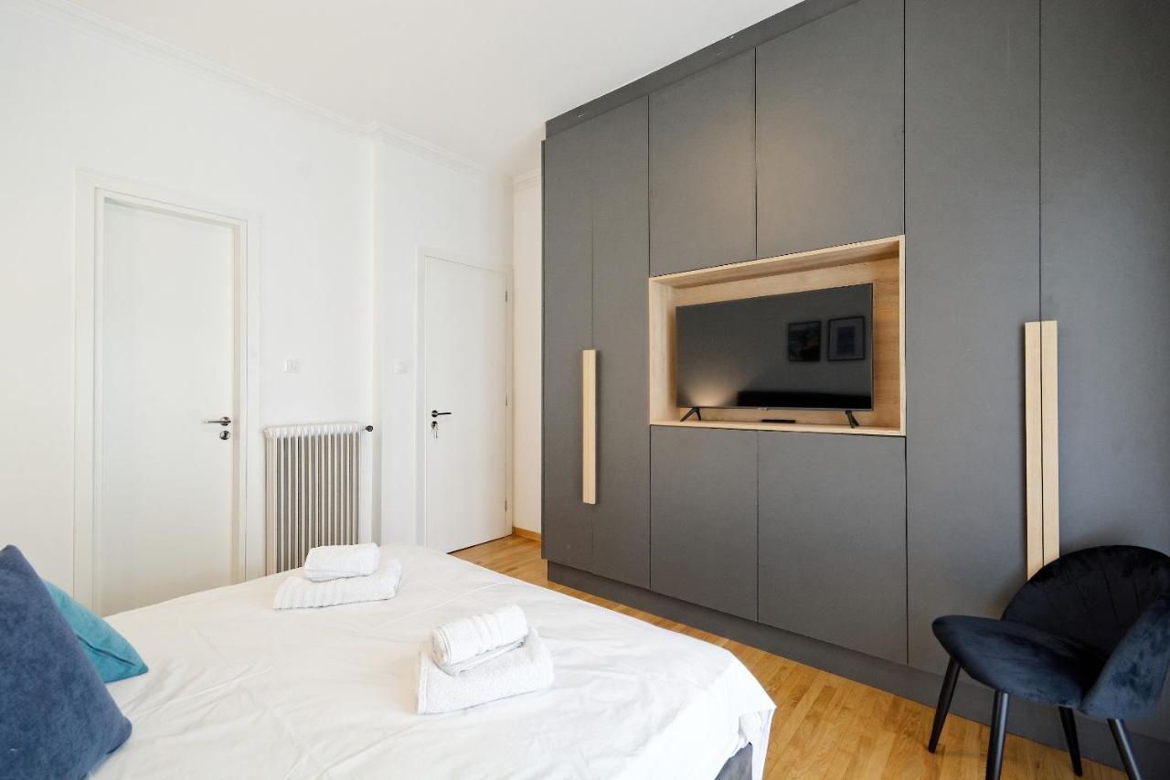 Elegant Big Apartment In Athens Center With Balcony Екстериор снимка