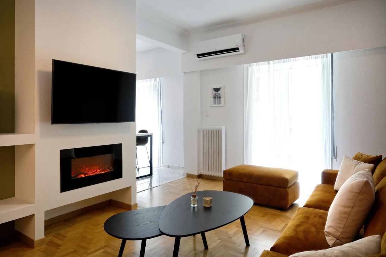 Elegant Big Apartment In Athens Center With Balcony Екстериор снимка